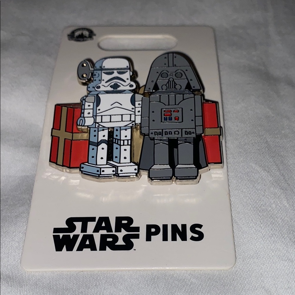 Star Wars Disney Pins - Stormtrooper and Darth Vader - Picture 1 of 3